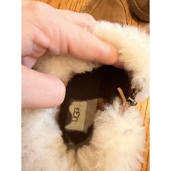 UGG Elowen Boots Womens Size 9 Brown Suede Shearling Fur Cuff Zip Ankle - Picture 4 of 8